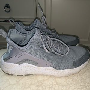 Nike Grey Huarache Shoes